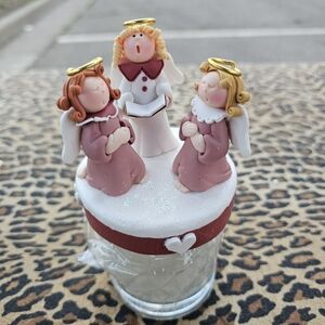 Avon Candle  Choir of Angels Holiday Jar Clay Handmade Vintage Y2K 2005 Retired